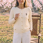 Ivory white (five-color cable sweater cardigan)
