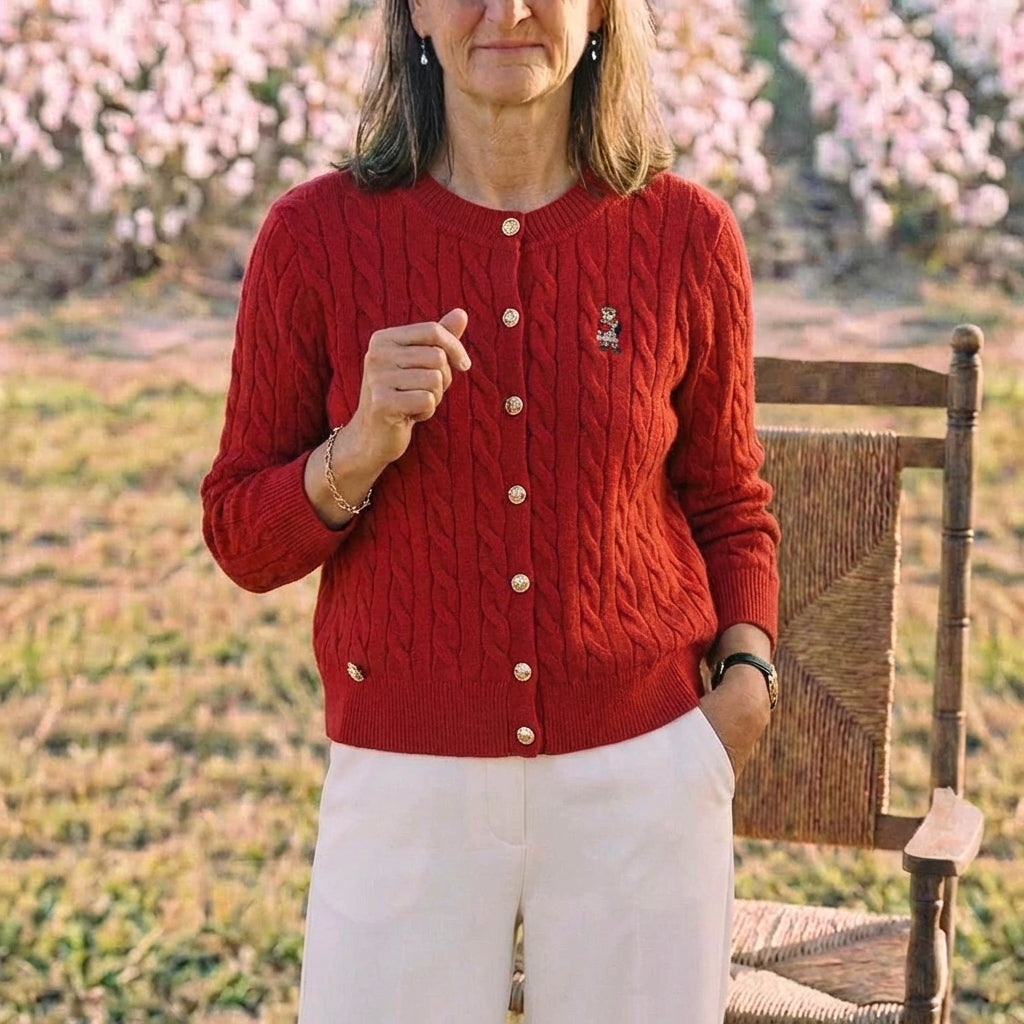 Red (five-color cable sweater cardigan)